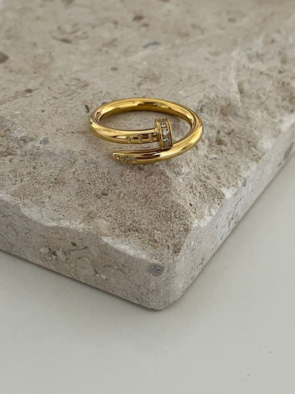 Nail Ring
