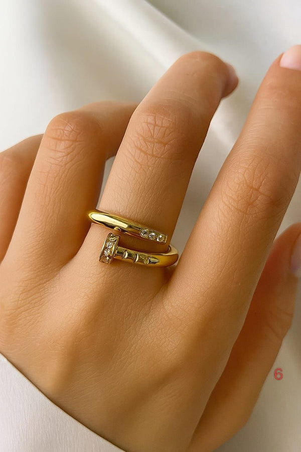 Nail Ring