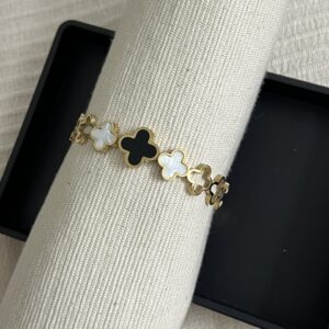 Grace - Image 6