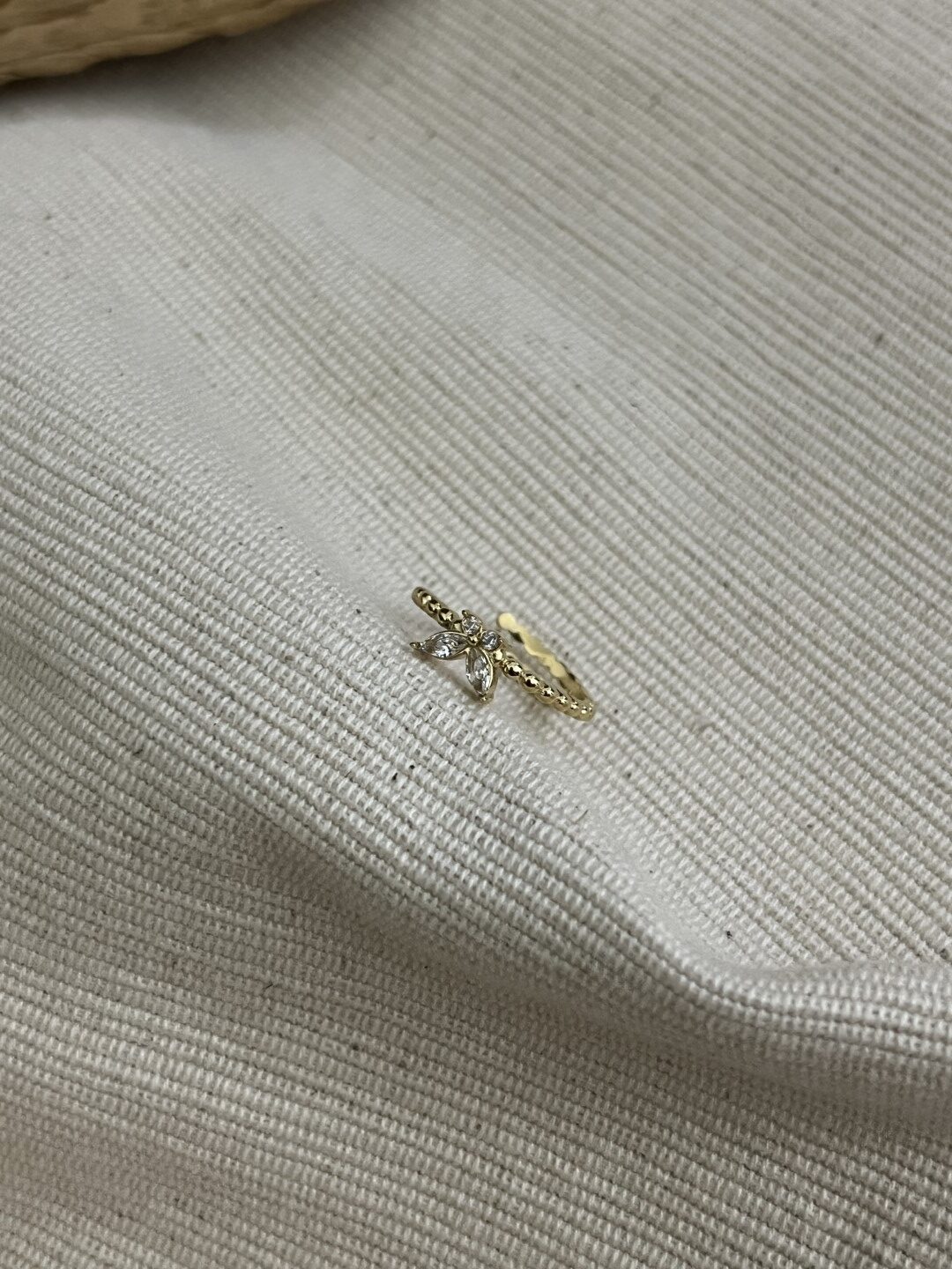Wings of Aura - Image 10
