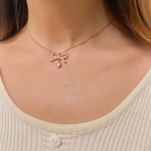 Love's Knot