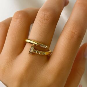 Nail Ring